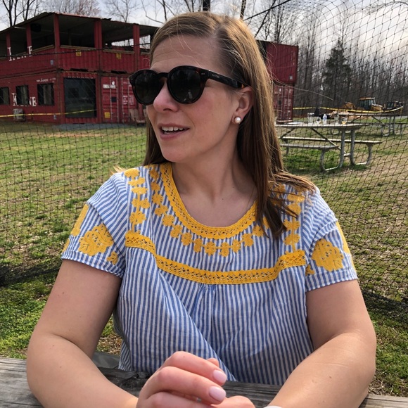 Meet your Posher, Allie - Picture 4 of 8